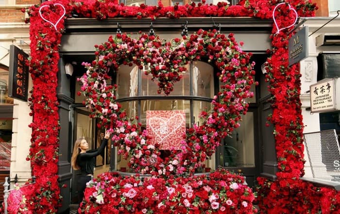 From Online Dating to Valentine’s Meet-Up; Visa Tips - VAC