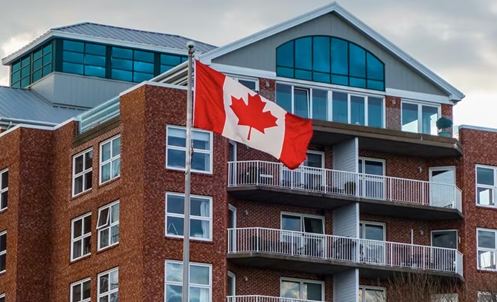 relocate to canada